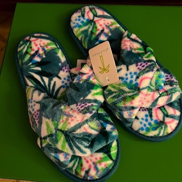 Island House Co fuzzy tropical crossover flip flop / slippers NWT -10 - Picture 1 of 5